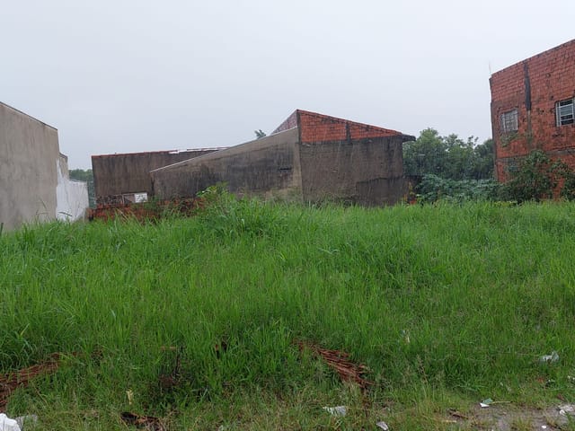 Terreno com 400m², à venda, no bairro Santa Clara em Campinas