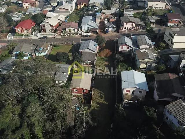Terreno com 680m², à venda, no bairro Industriários em Concórdia
