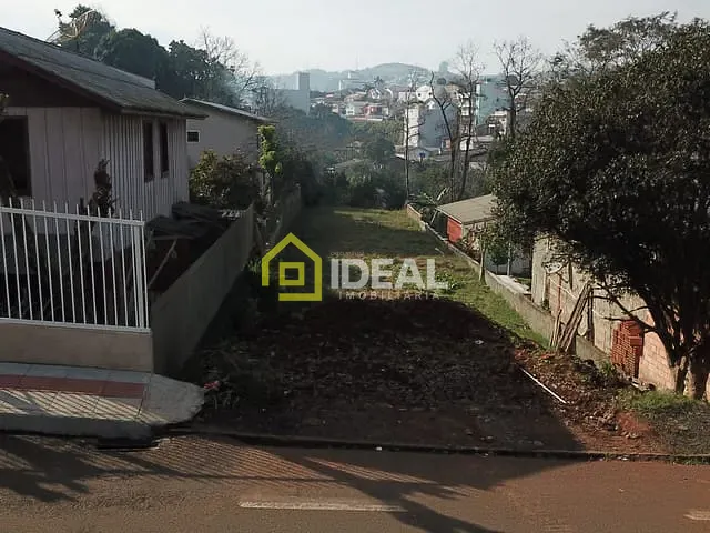 Terreno com 680m², à venda, no bairro Industriários em Concórdia