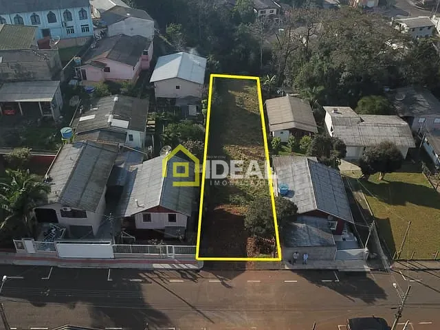 Terreno com 680m², à venda, no bairro Industriários em Concórdia