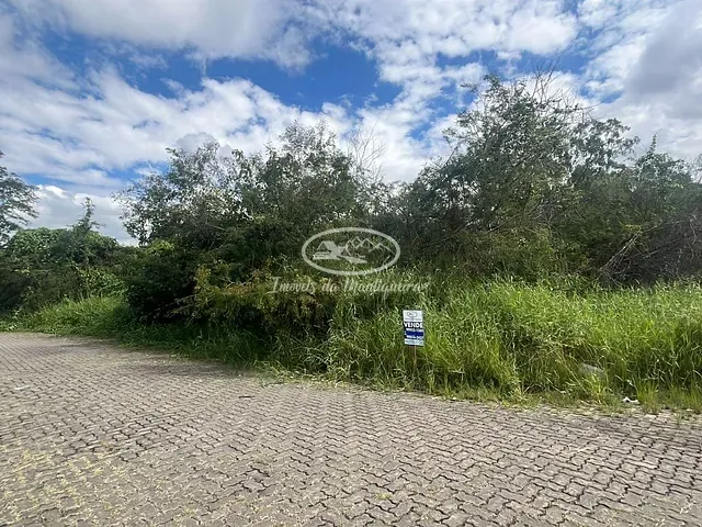 Terreno com 807m², à venda, no bairro Penedo em Itatiaia