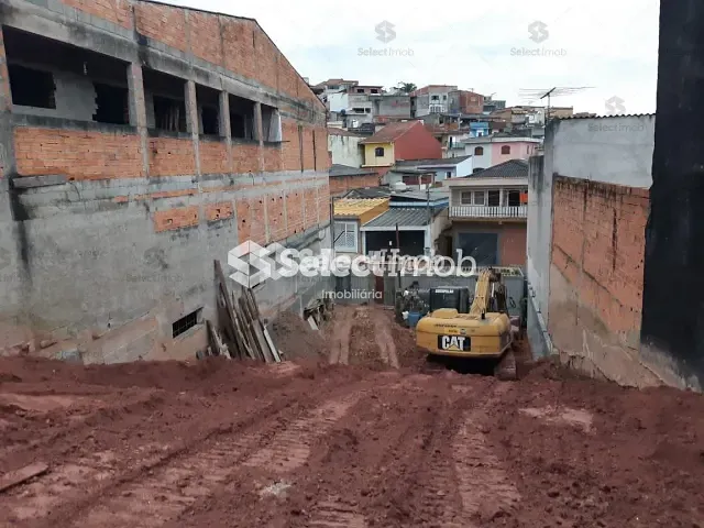 Terreno com 600m², à venda, no bairro Jardim Camila em Mauá