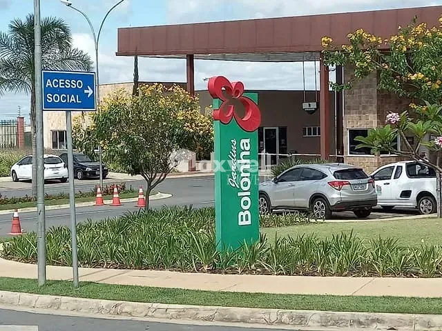 Terreno com 300m², à venda, no bairro Jardins Bolonha em Senador Canedo
