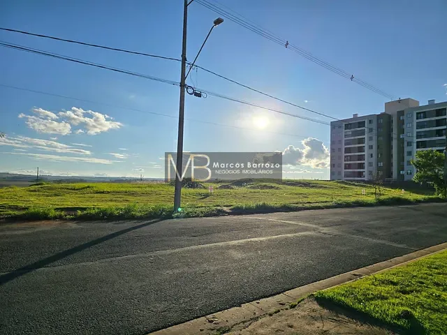 Terreno com 5171m², à venda, no bairro Olímpico em Londrina