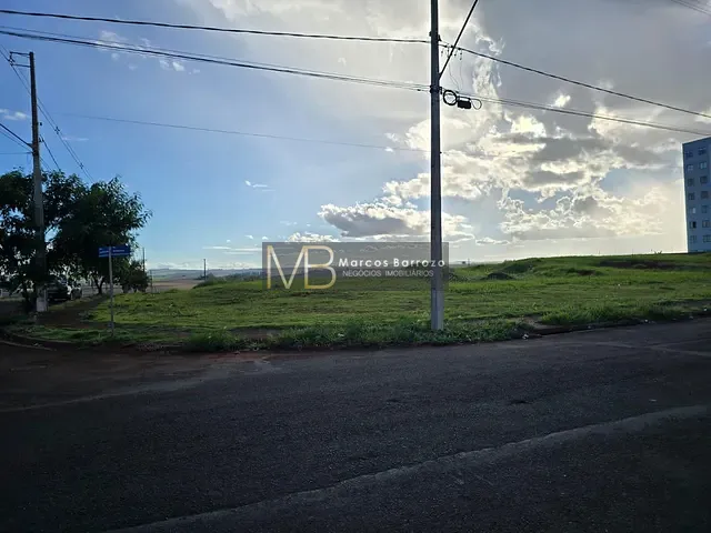 Terreno com 5171m², à venda, no bairro Olímpico em Londrina