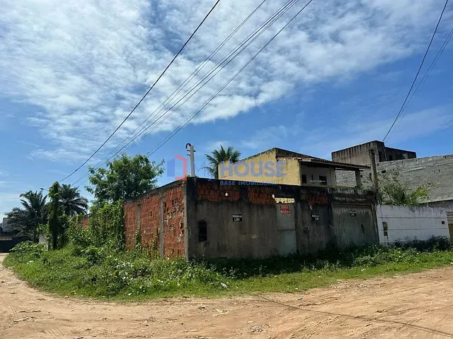 Terreno com 375m², à venda, no bairro Nossa Senhora da Vitória em Ilhéus