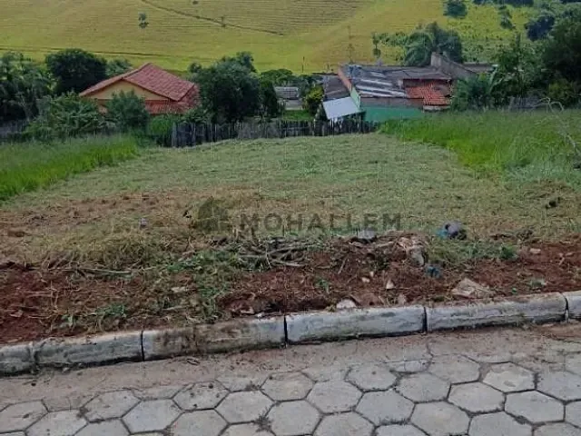Terreno com 250m², à venda, no bairro Santa Bárbara em Piranguinho