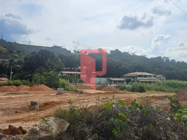 Terreno com 1400m², à venda, no bairro Jardim da Glória em Vespasiano