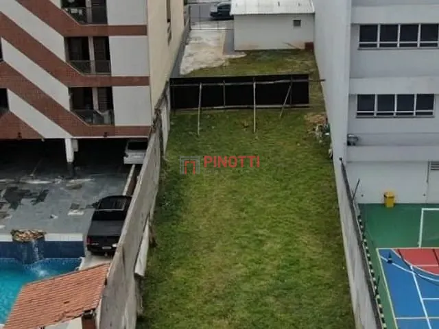 Terreno à venda, no bairro Jardim Nova Petrópolis em São Bernardo do Campo