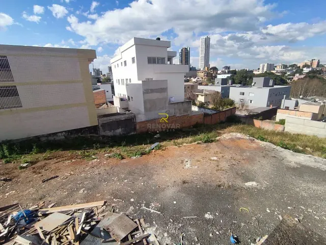 Terreno com 1650m², à venda, no bairro Batel em Guarapuava