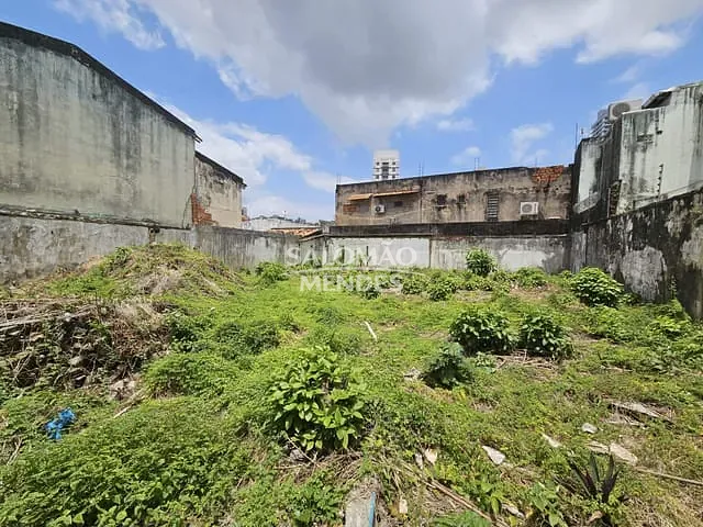 Terreno com 320m², à venda, no bairro Batista Campos em Belém