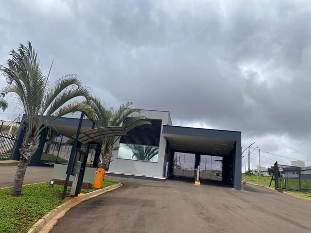 Terreno com 509m², à venda, no bairro Jardim Tarobá em Cambé