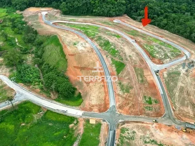 Terreno com 248m², à venda, no bairro Casa de Pedra em Volta Redonda