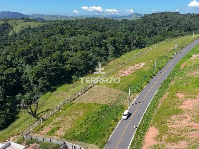 Terreno com 248m², à venda, no bairro Casa de Pedra em Volta Redonda
