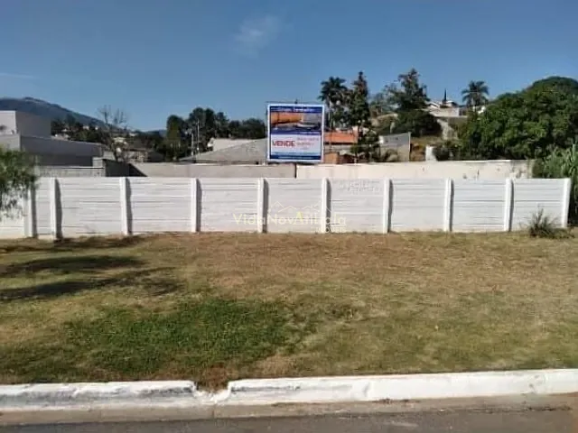 Terreno com 397m², à venda, no bairro Jardim do Lago em Atibaia