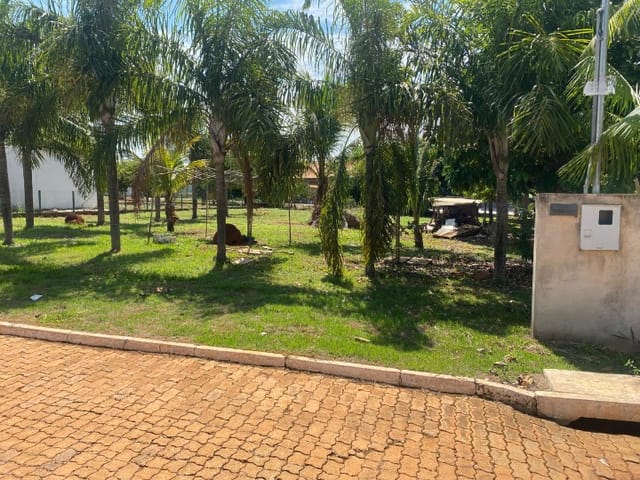 Terreno com 800m², à venda, no bairro Zona rural em Abadiânia