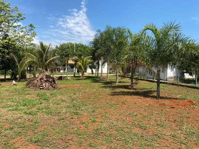 Terreno com 800m², à venda, no bairro Zona rural em Abadiânia