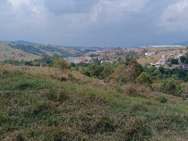 Terreno com 250m², à venda, no bairro Quinta da Mantiqueira em Vargem