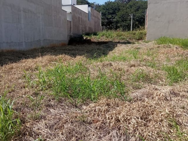 Terreno com 180m², à venda, no bairro Colinas do Alegre em São João da Boa Vista