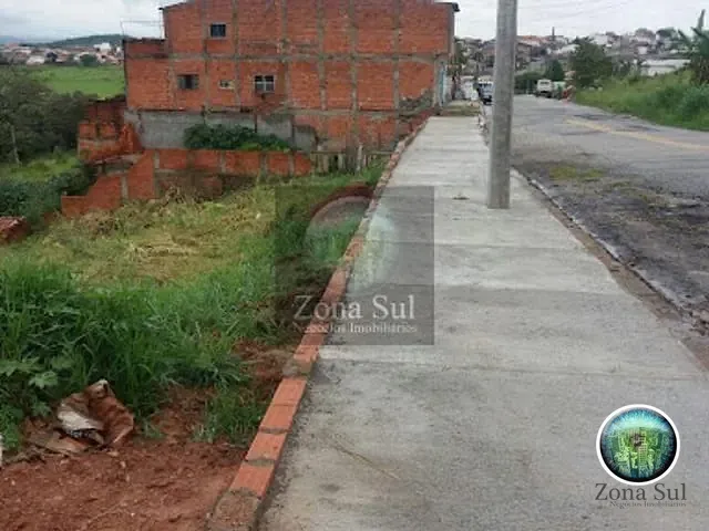 Terreno com 200m², à venda, no bairro Aparecidinha em Sorocaba