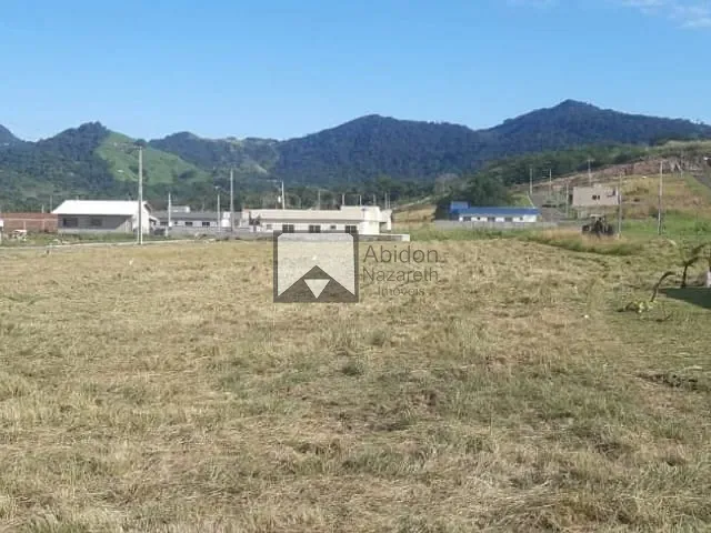 Terreno com 216m², à venda, no bairro Pindobas em Maricá