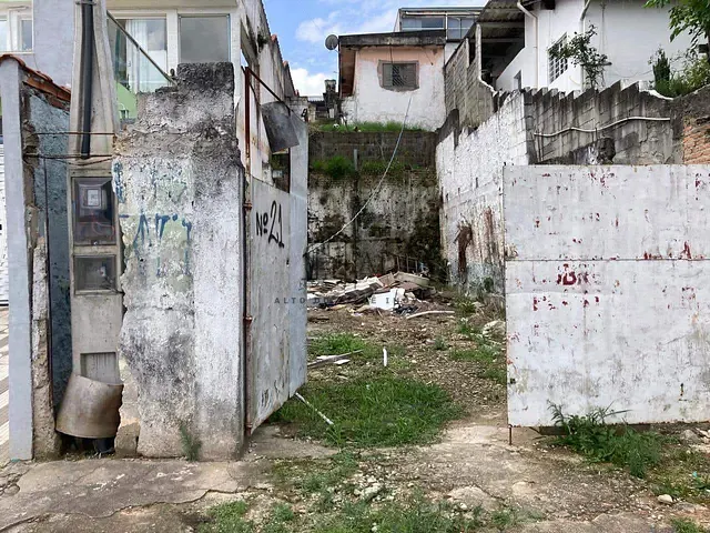 Terreno com 245m², à venda, no bairro Jardim Cecília em Mogi das Cruzes