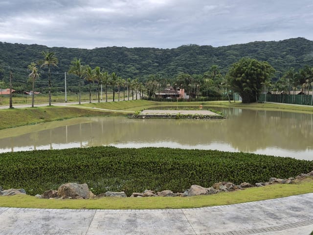 Terreno com 593m², à venda, no bairro Nossa Senhora de Fátima em Penha