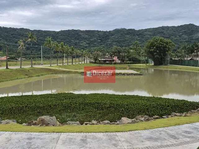Terreno com 593m², à venda, no bairro Nossa Senhora de Fátima em Penha