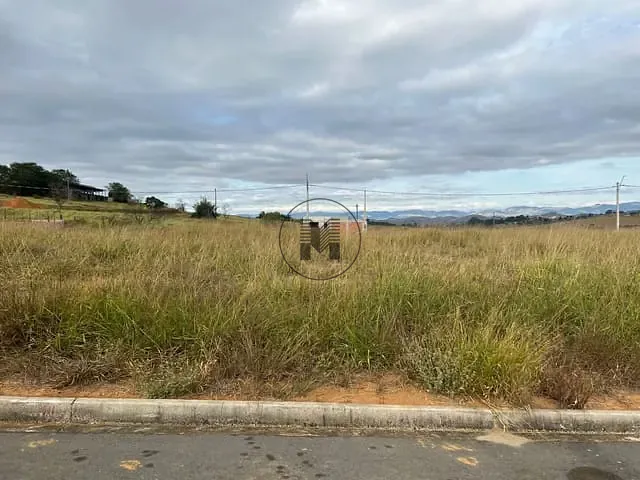 Terreno com 152m², à venda, no bairro Jardim Bela Vista em Guaratinguetá