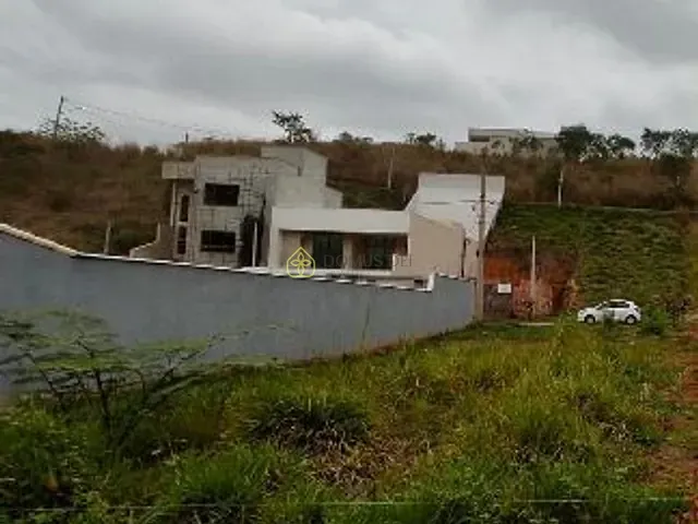 Terreno com 300m², à venda, no bairro Santa Maria II em Barra Mansa