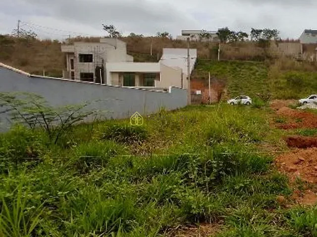 Terreno com 300m², à venda, no bairro Santa Maria II em Barra Mansa