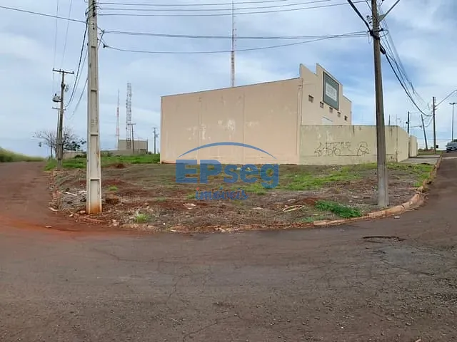 Terreno com 418m², à venda, no bairro Ideal em Londrina
