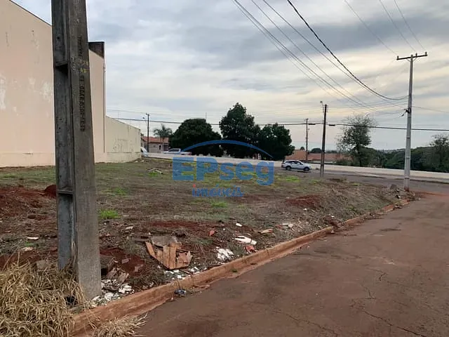 Terreno com 418m², à venda, no bairro Ideal em Londrina