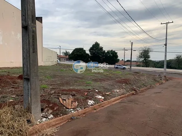 Terreno com 418m², à venda, no bairro Ideal em Londrina
