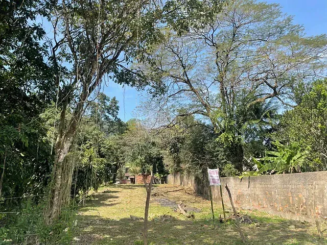 Terreno com 360m², à venda, no bairro Cidade Jardim Guapimirim em Guapimirim