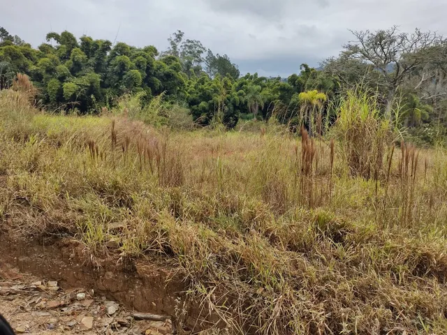 Terreno com 523m², à venda, no bairro Bairro das Três Barras em Serra Negra