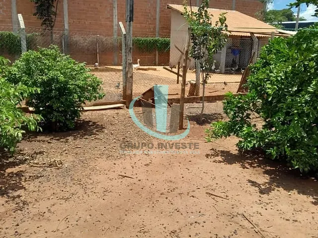 Terreno com 900m², à venda, no bairro JARDIM SANTA MARTA (5º DISTRITO INDL) em ARARAQUARA