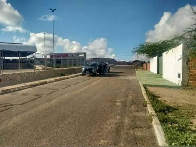 Terreno com 825m², à venda, no bairro Santa Inês em Paulo Afonso