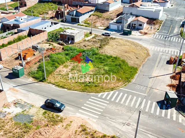 Terreno com 270m², à venda, no bairro Jardim Teixeira em Itapira