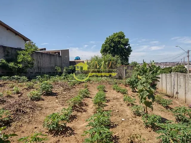 Terreno com 450m², à venda, no bairro Jardim Sao Judas Tadeu em Campinas