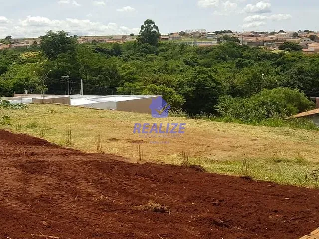 Terreno com 280m², à venda, no bairro Jardim Itamarati em Botucatu