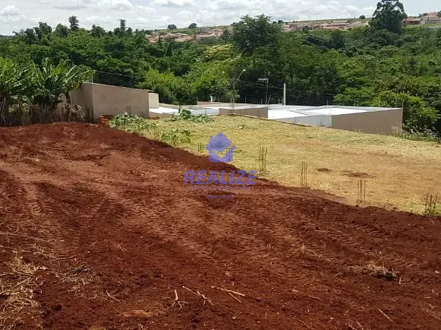 Terreno com 280m², à venda, no bairro Jardim Itamarati em Botucatu