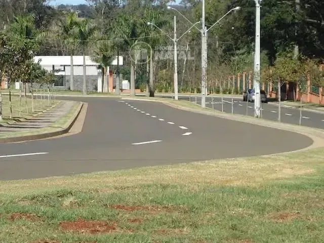 Terreno com 365m², à venda, no bairro Vivendas Do Arvoredo em Londrina