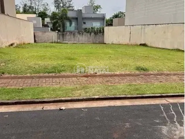 Terreno com 365m², à venda, no bairro Vivendas Do Arvoredo em Londrina