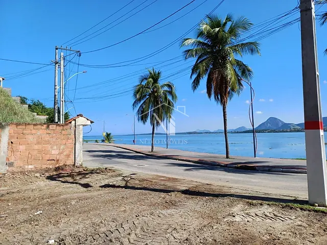 Terreno com 399m², à venda, no bairro Centro em Maricá