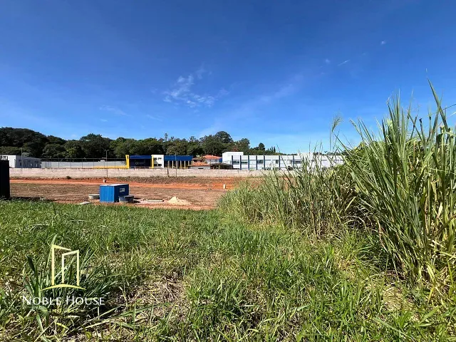 Terreno com 265m², à venda, no bairro Pinheirinho em Vinhedo