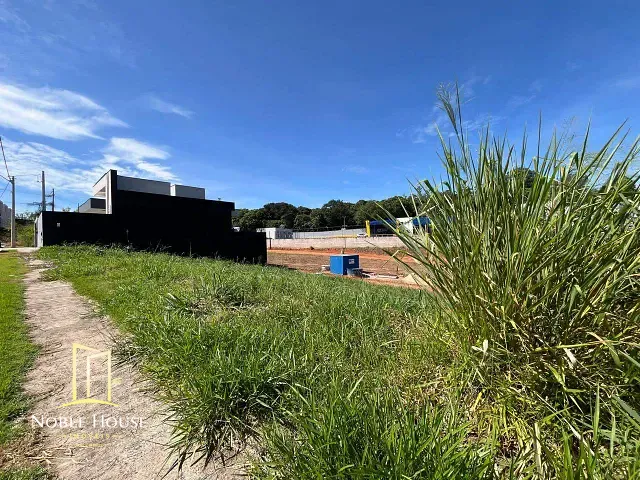 Terreno com 265m², à venda, no bairro Pinheirinho em Vinhedo