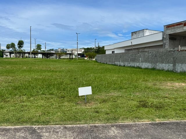 Terreno com 500m², à venda, no bairro Viverde III em Rio das Ostras