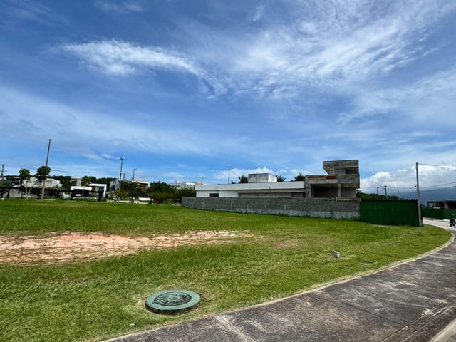 Terreno com 500m², à venda, no bairro Viverde III em Rio das Ostras