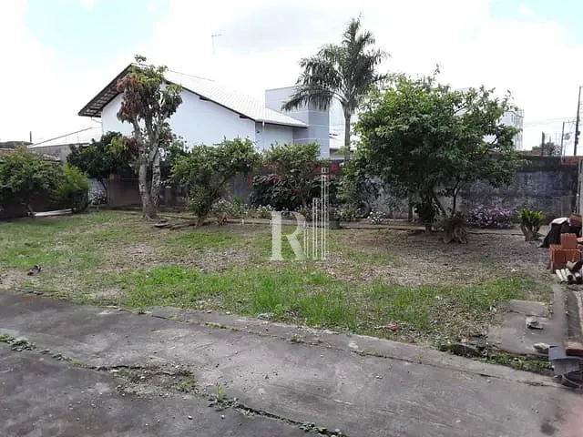 Terreno com 465m², à venda, no bairro Universitário em Tijucas